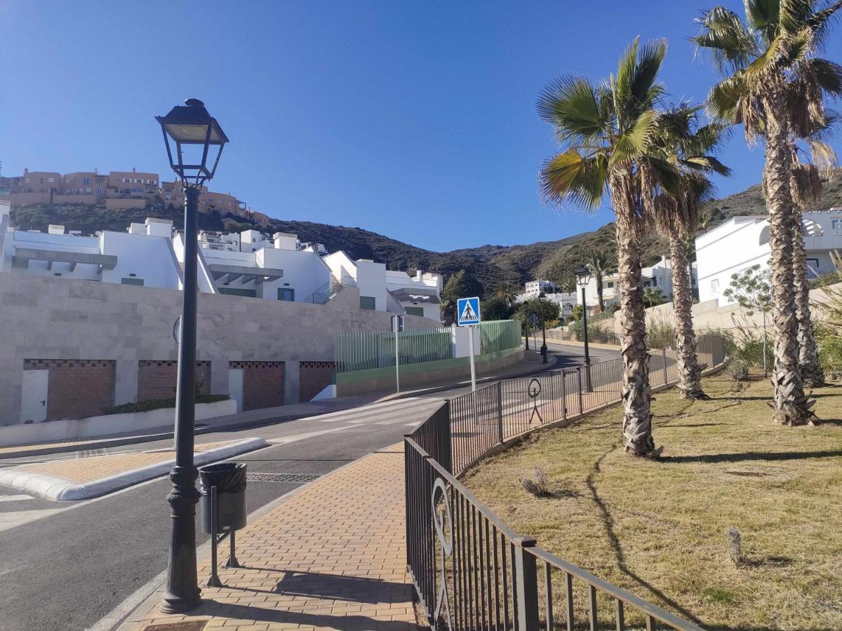 La Invencible 1ª Linea Playa Apartment