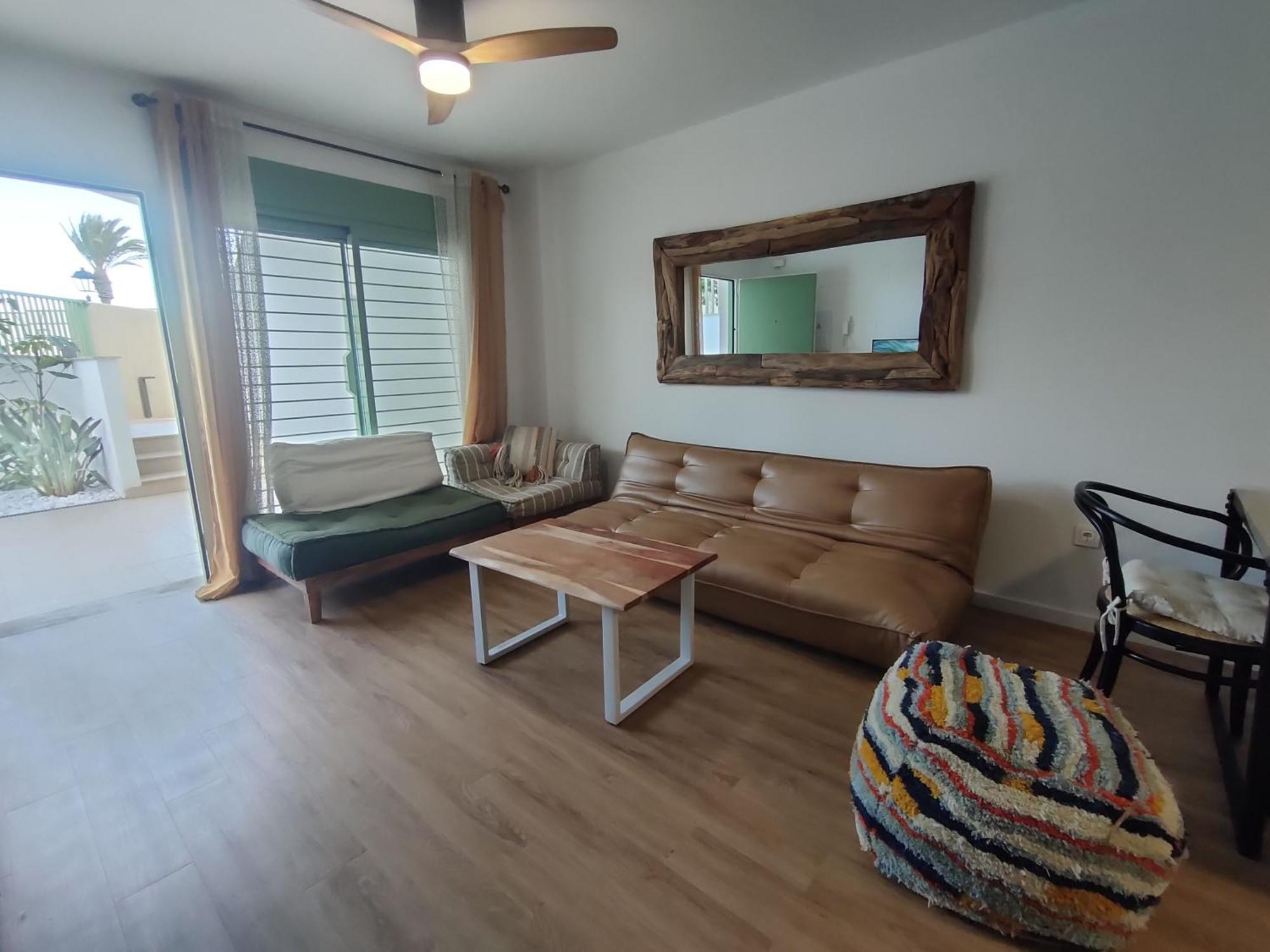 La Invencible 1ª Linea Playa Apartment